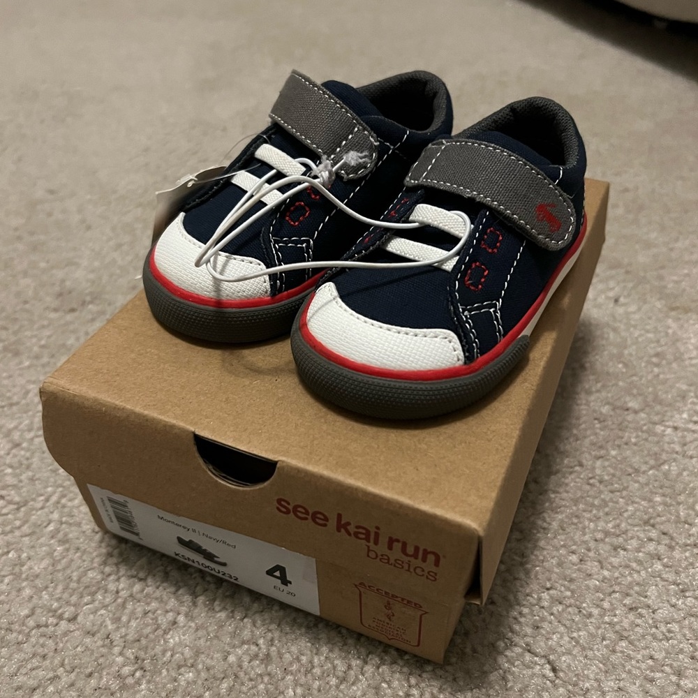 See Kai run toddler sneakers size 4 NWT
